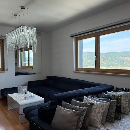 Sky View 17 - Free Private Garage Parking *