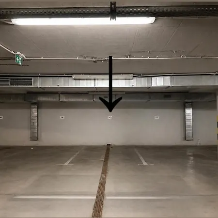 Sky View 17 - Free Private Garage Parking Apartmán *