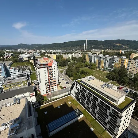 Apartmán Sky View 17 - Free Private Garage Parking